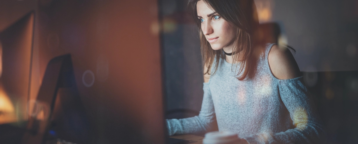 Image of girl in front of a computer screen