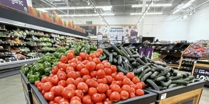 Image of grocery store produce aisle